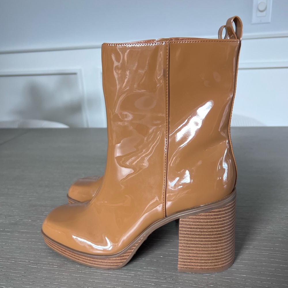 BP Glossy Tan Heeled Boots